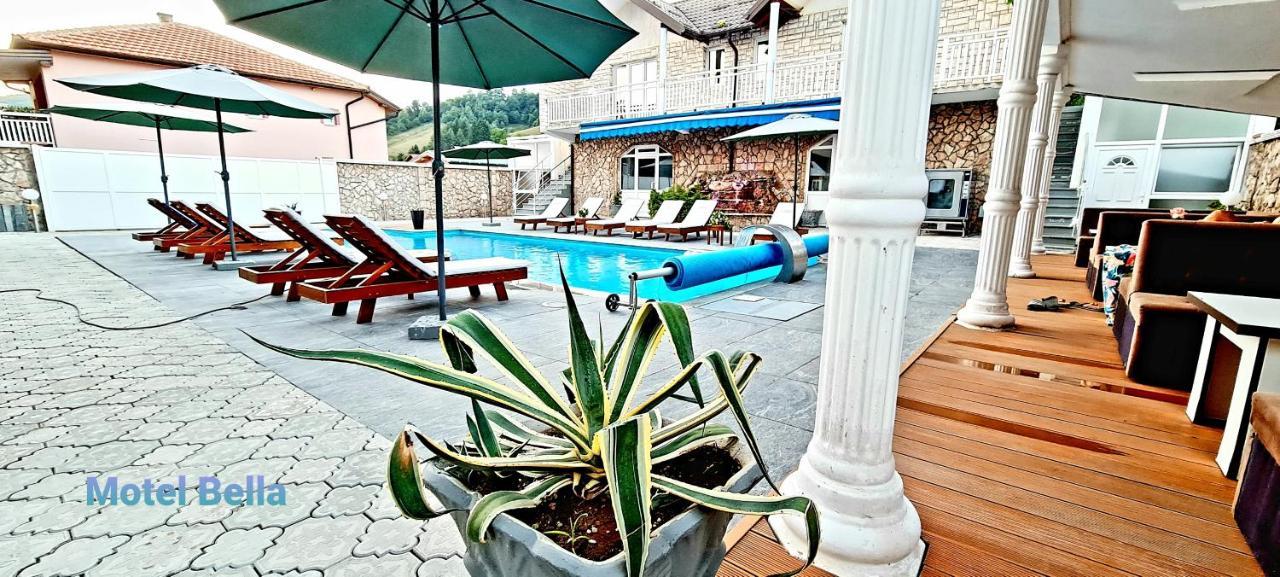Ljesevo Motel Bella מראה חיצוני תמונה